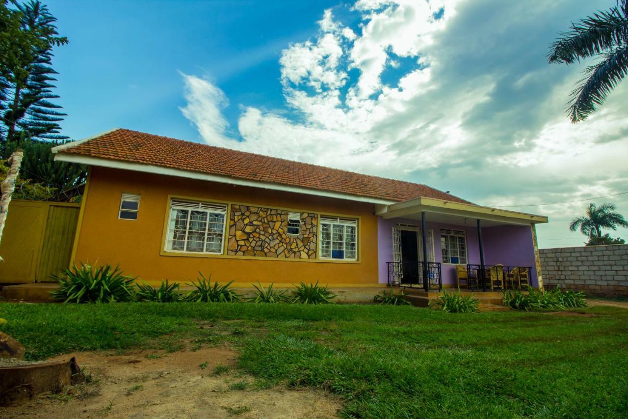 Nice Guest House Jinja Eksteriør bilde