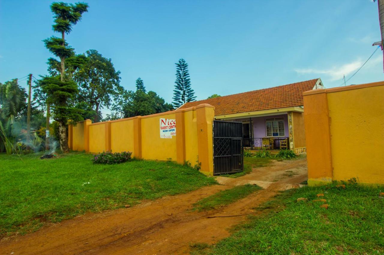 Nice Guest House Jinja Eksteriør bilde